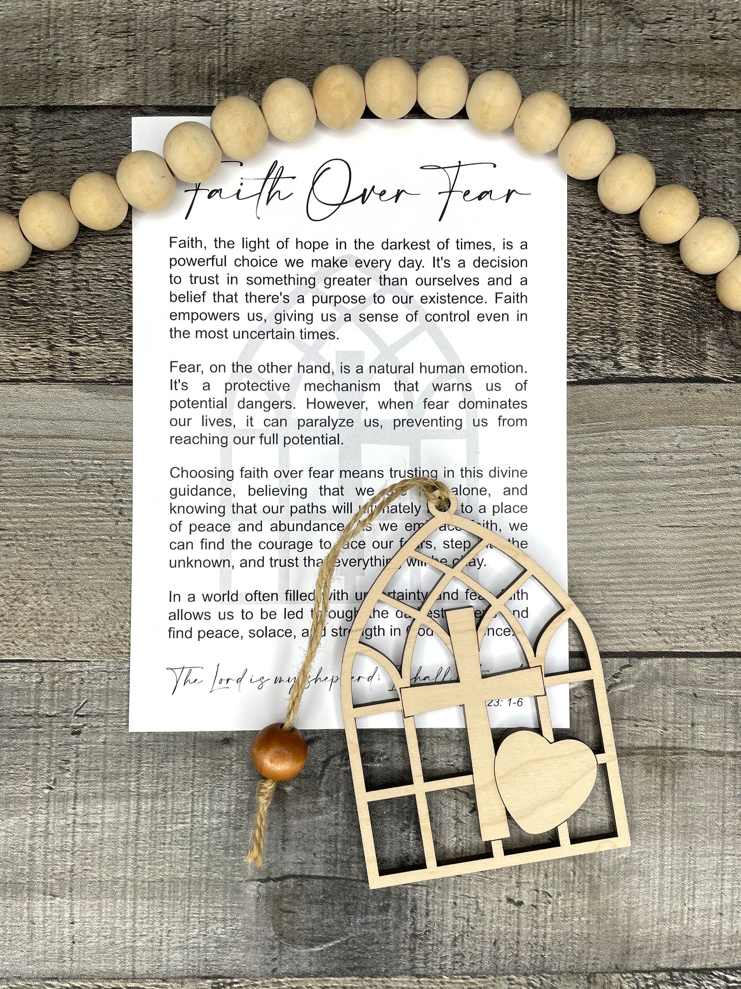 Faith Over Fear Wooden Cross Ornament – Christian Gift with Inspirational Psalm 23:1-6 Card – Religious Home Décor, Encouragement Gift, Faith Keepsake